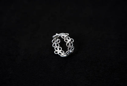 Bloom Circle Fine Ring