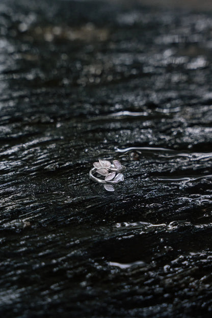 Life Tree Bud Ring