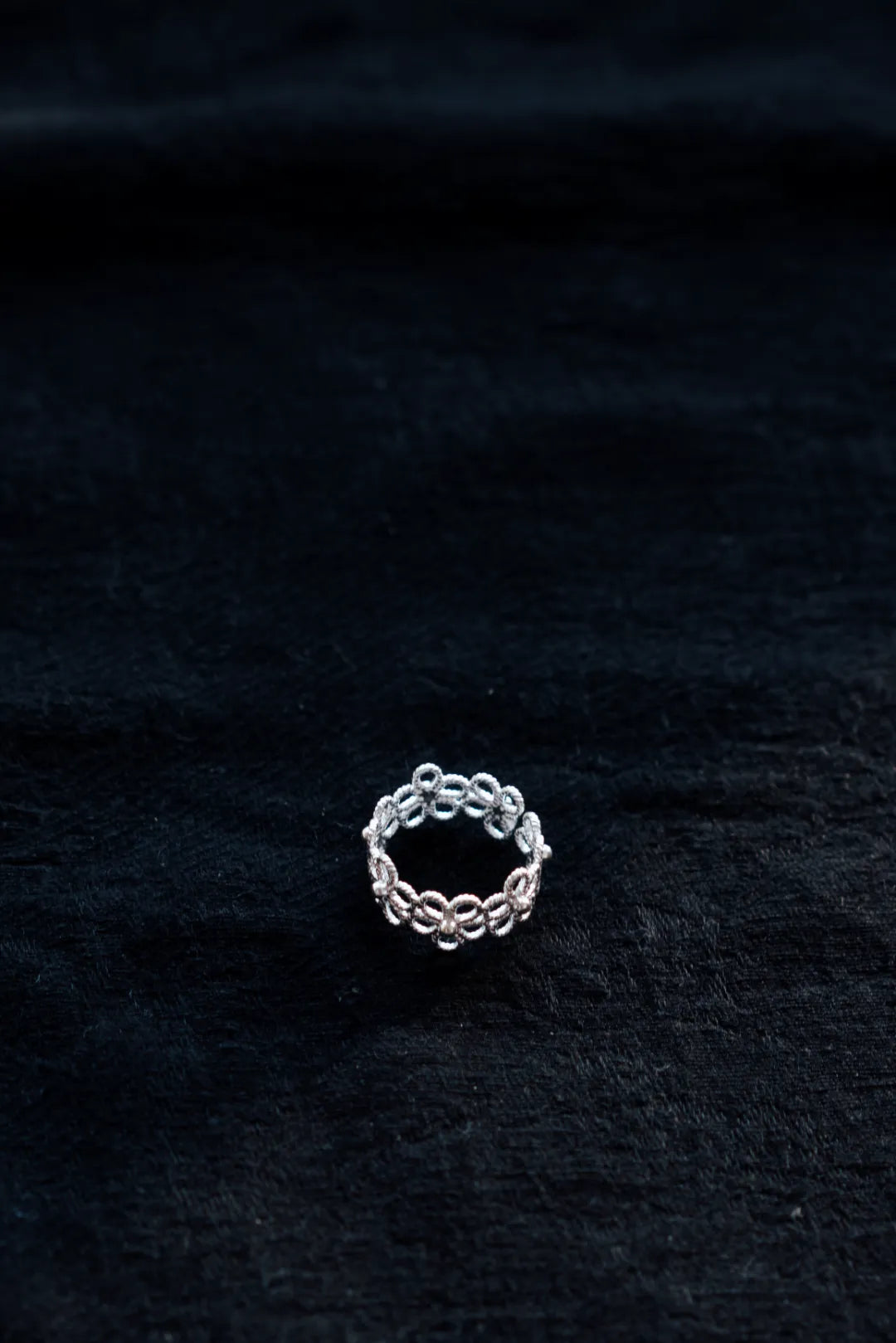 Bloom Circle Fine Ring